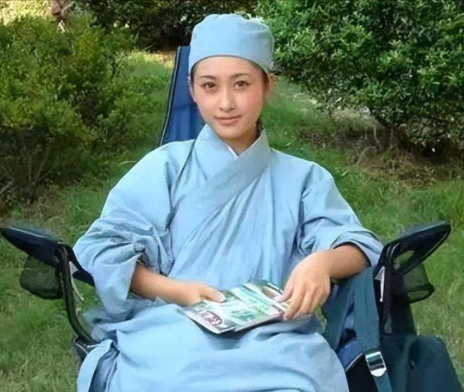 被捕：精通“胡媚术”九名男徒弟揭露其罪行爱游戏app网站手机版安徽美女道士胡千慧(图18)