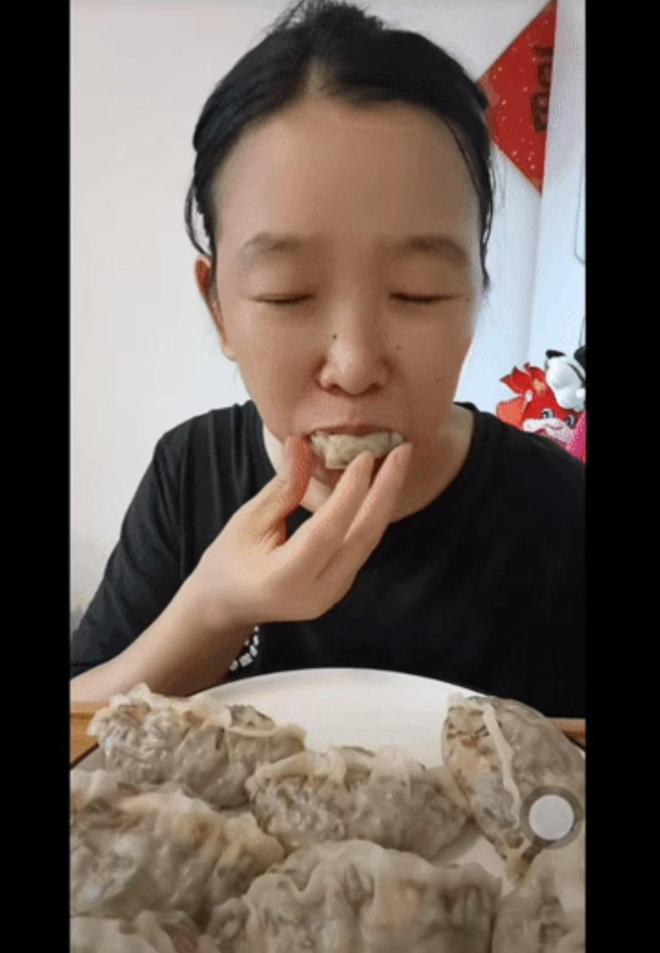 占一种都能让人崩溃希望你是一个例外爱游戏ayx老人最可恨的12种行为(图2)